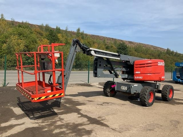 SkyJack SJ51AJ - Articulated boom: picture 1 SkyJack SJ51AJ - Articulated boom: picture 1