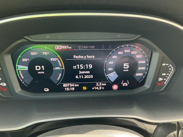 Car Audi Q3: picture 19