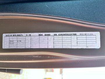 Jeep Wrangler JK Command - Car: picture 5 Jeep Wrangler JK Command - Car: picture 5