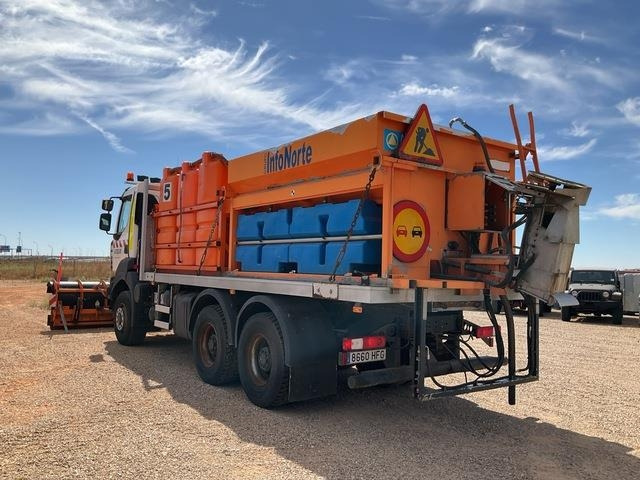 Renault Kerax 380DXI - Snow plough: picture 2 Renault Kerax 380DXI - Snow plough: picture 2