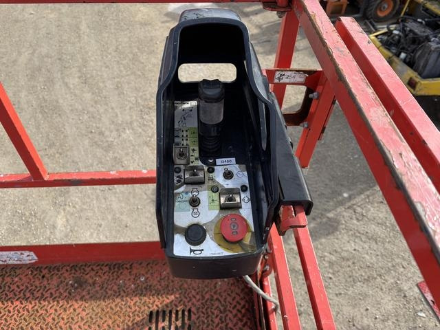 SkyJack SJ9664RT - Scissor lift: picture 5 SkyJack SJ9664RT - Scissor lift: picture 5