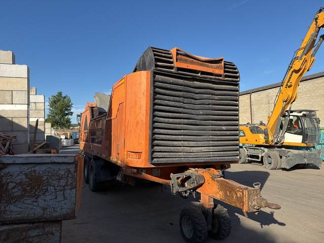 Doppstadt AK 435 - Industrial waste shredder: picture 4 Doppstadt AK 435 - Industrial waste shredder: picture 4