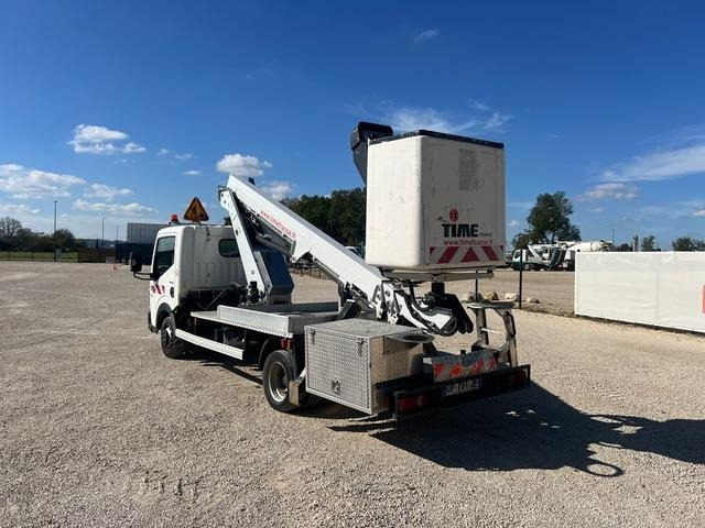 Renault Maxity 120DXI - Truck mounted aerial platform: picture 2 Renault Maxity 120DXI - Truck mounted aerial platform: picture 2