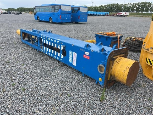 Junttan HHK5S - Attachment for Pile driver: picture 2 Junttan HHK5S - Attachment for Pile driver: picture 2