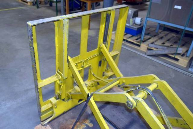 Cascade OFM PUSH PULL - Material handling equipment: picture 2 Cascade OFM PUSH PULL - Material handling equipment: picture 2
