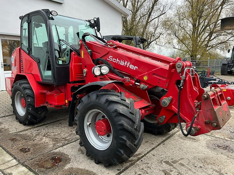Schäffer 8090T Kabine Teleskopradlader Weidemann-HV - Telescopic wheel loader: picture 3 Schäffer 8090T Kabine Teleskopradlader Weidemann-HV - Telescopic wheel loader: picture 3