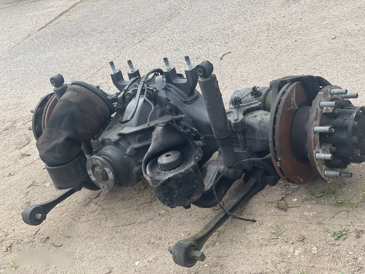 81354015813 MAN TGA - Rear axle for Truck: picture 2 81354015813 MAN TGA - Rear axle for Truck: picture 2