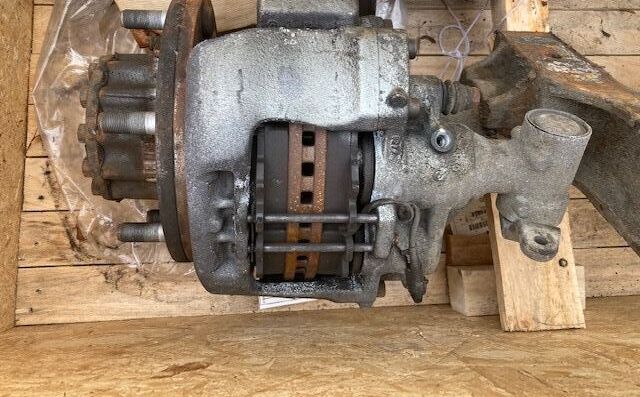 - Brake caliper for Truck: picture 1 - Brake caliper for Truck: picture 1