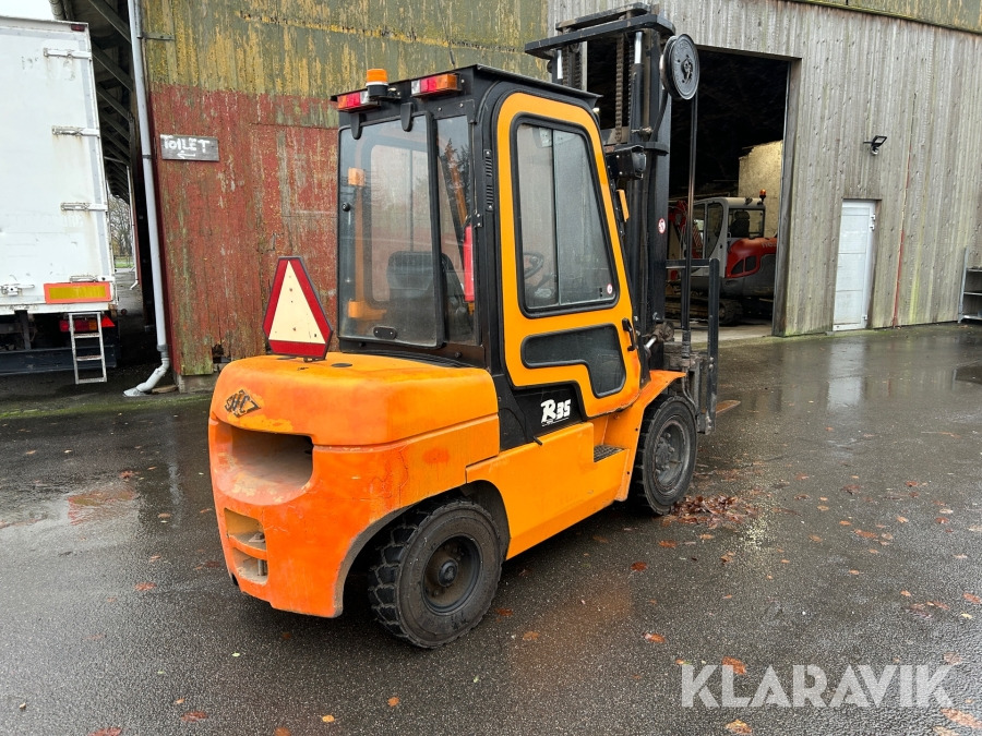 Truck Hangcha R35 - Material handling equipment: picture 5 Truck Hangcha R35 - Material handling equipment: picture 5