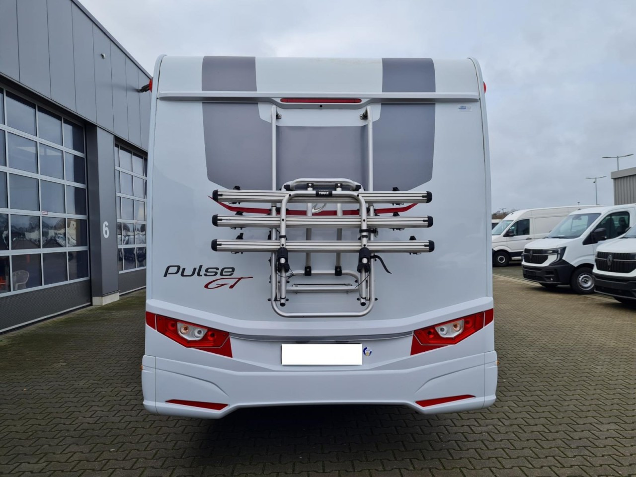 Dethleffs Pulse GT 7051 DBM GT*Markise* Winterpaket - Integrated motorhome: picture 5 Dethleffs Pulse GT 7051 DBM GT*Markise* Winterpaket - Integrated motorhome: picture 5