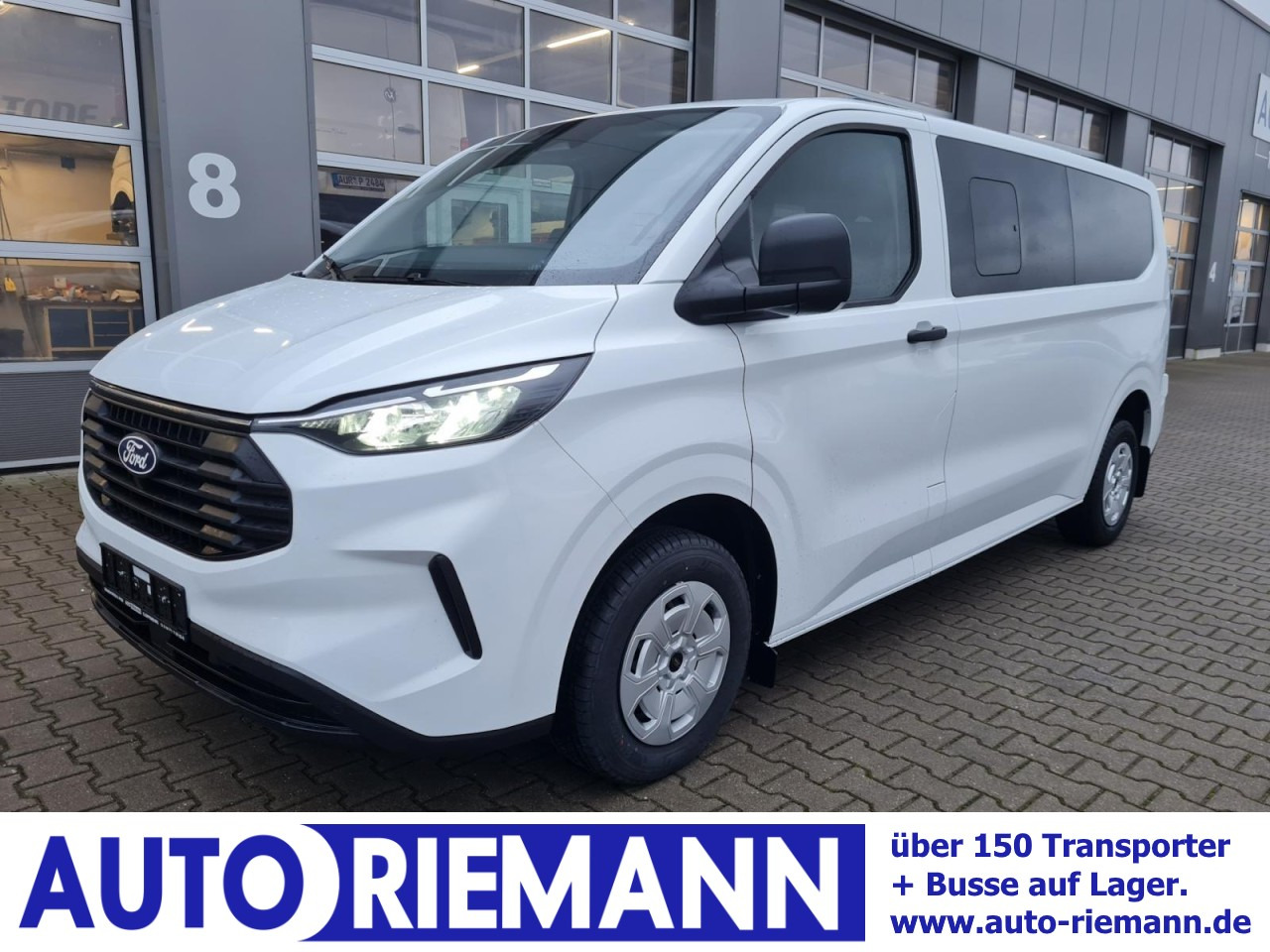 Ford Transit Custom Kombi 320 L2 Trend 9 Sitze KAMERA - Minibus, Passenger van: picture 1 Ford Transit Custom Kombi 320 L2 Trend 9 Sitze KAMERA - Minibus, Passenger van: picture 1