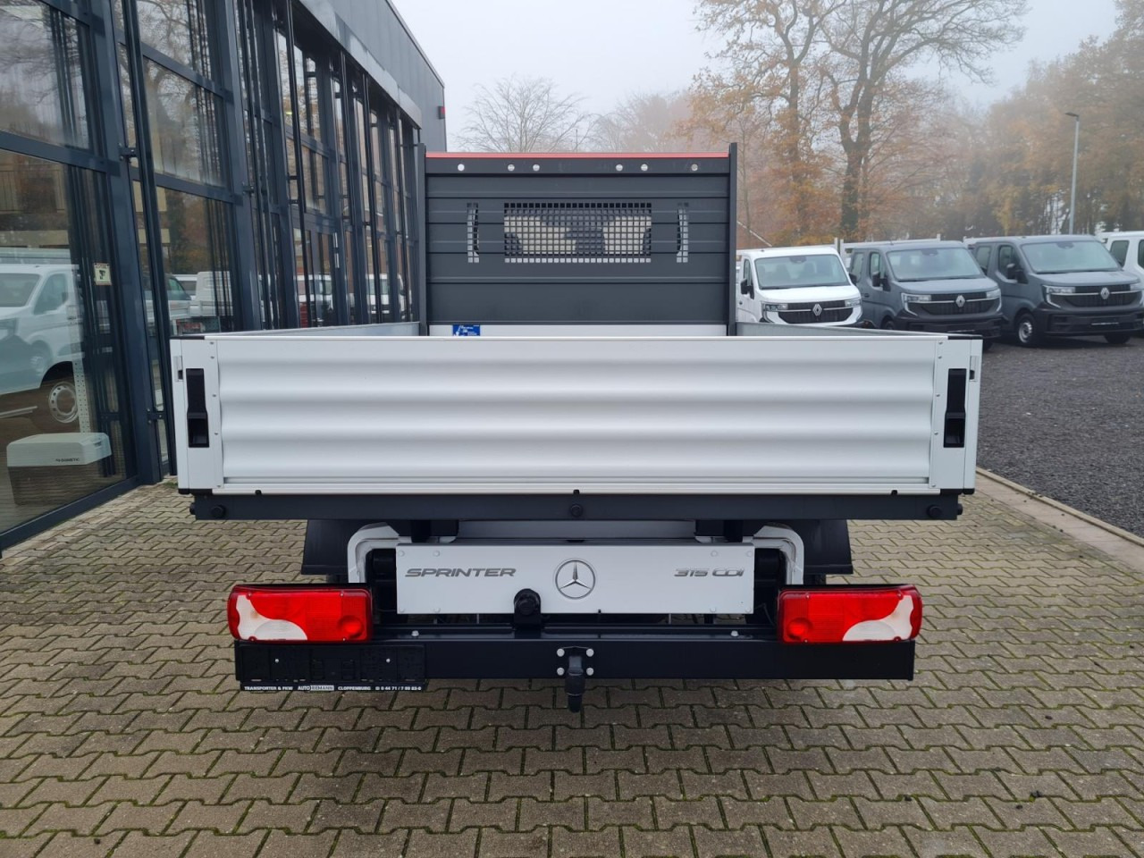 Mercedes-Benz Sprinter 315 AG Pritsche RWD AHK TEMPOMAT MBux - Open body delivery van: picture 5 Mercedes-Benz Sprinter 315 AG Pritsche RWD AHK TEMPOMAT MBux - Open body delivery van: picture 5