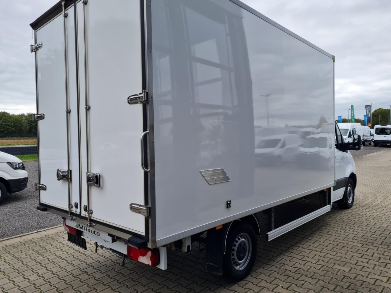 Mercedes-Benz Sprinter 315 CDI Koffer RWD KLIMA TEMPOMAT - Closed box van: picture 4 Mercedes-Benz Sprinter 315 CDI Koffer RWD KLIMA TEMPOMAT - Closed box van: picture 4