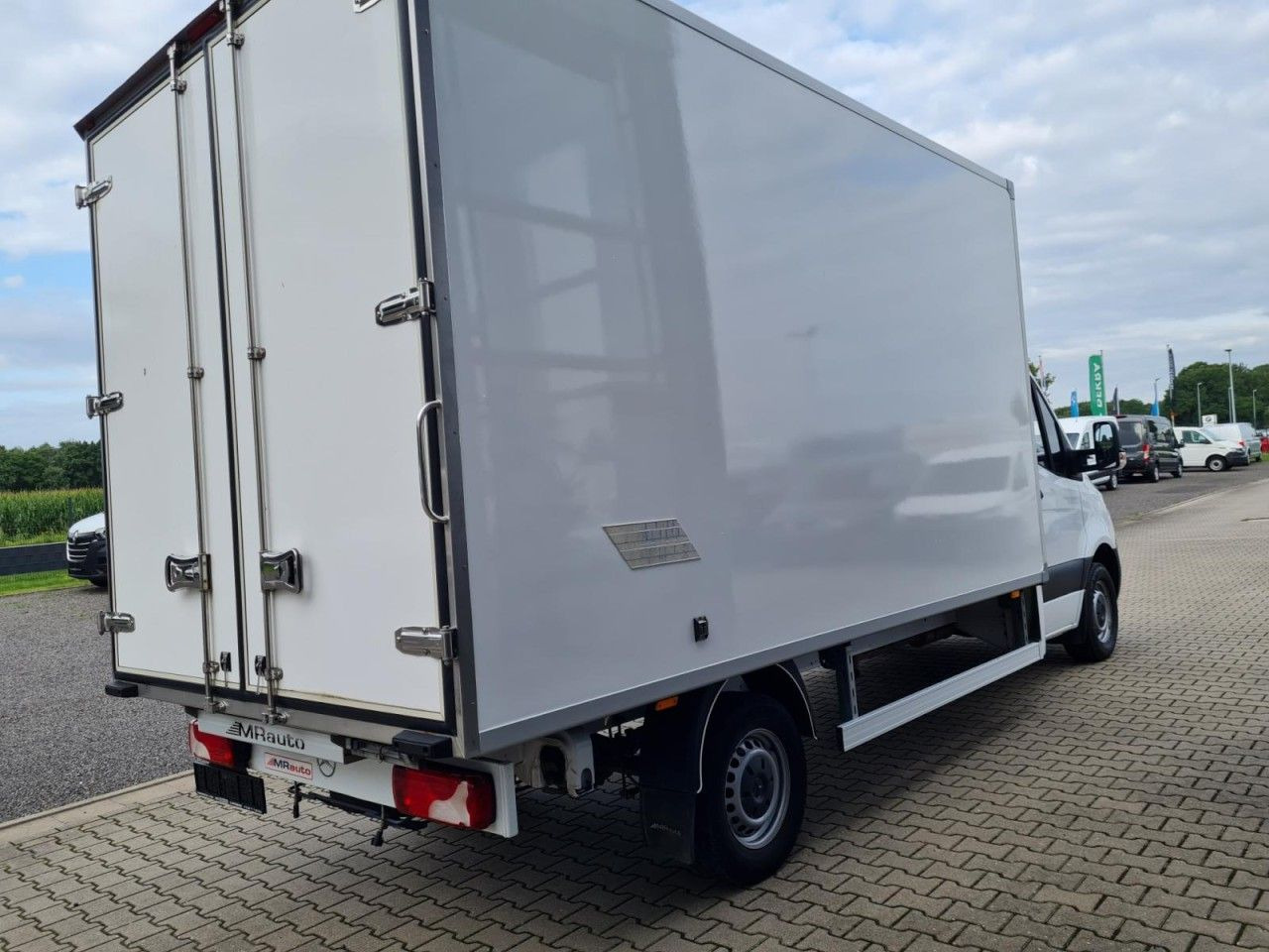 Mercedes-Benz Sprinter 315 CDI Koffer RWD KLIMA TEMPOMAT RWD - Closed box van: picture 4 Mercedes-Benz Sprinter 315 CDI Koffer RWD KLIMA TEMPOMAT RWD - Closed box van: picture 4