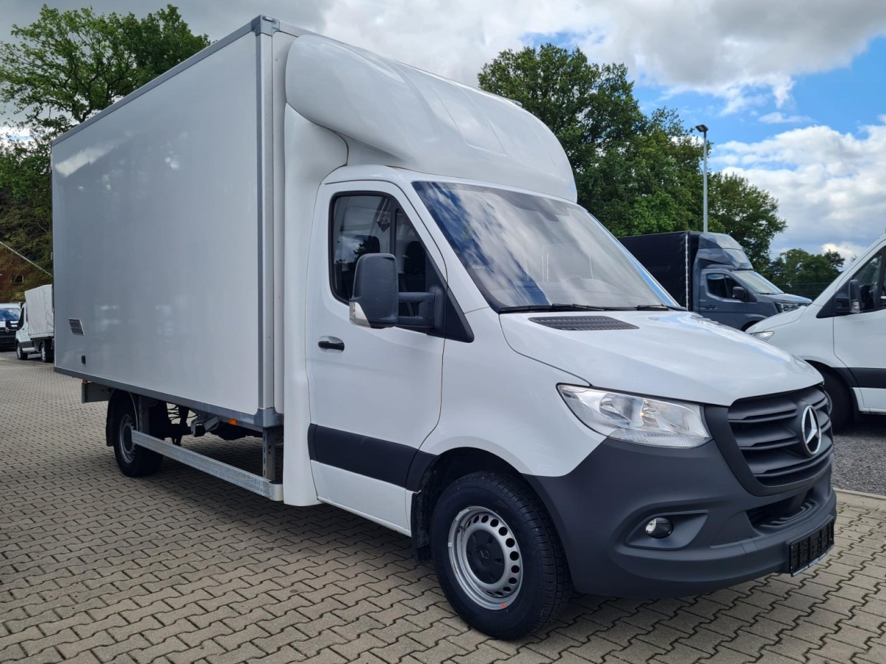 Mercedes-Benz Sprinter 315 CDi Möbel Koffer RWD KLIMA TEMPOMAT - Closed box van: picture 3 Mercedes-Benz Sprinter 315 CDi Möbel Koffer RWD KLIMA TEMPOMAT - Closed box van: picture 3