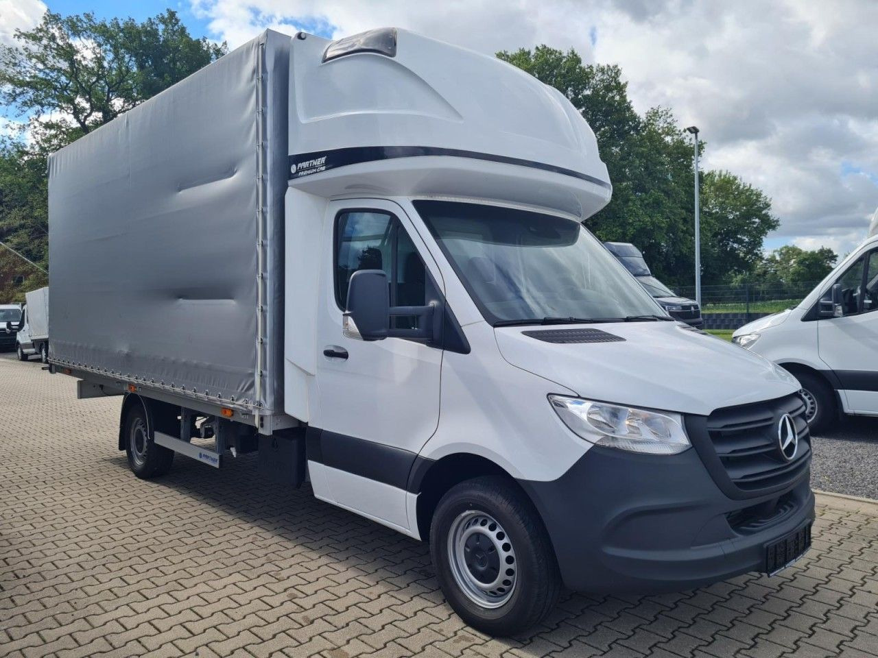 Mercedes-Benz Sprinter 317 CDI Pritsche Plane Schlafkab. RWD - Curtain side van: picture 3 Mercedes-Benz Sprinter 317 CDI Pritsche Plane Schlafkab. RWD - Curtain side van: picture 3