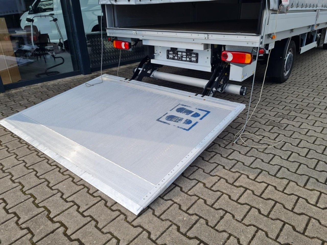 Curtain side van Renault Master 3,5t Pritsche dCi Plane Schlafkab. LBW: picture 19