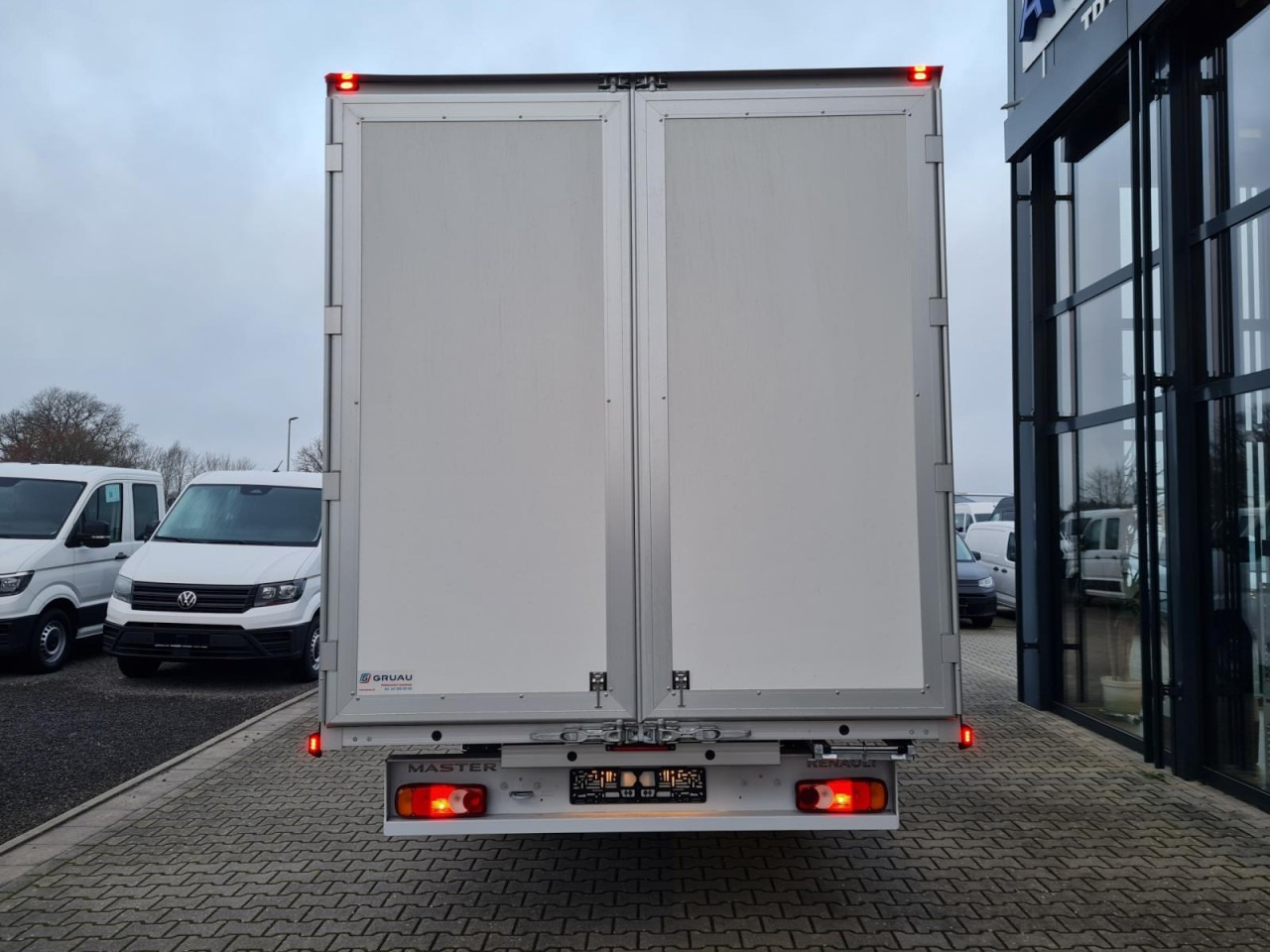 Renault Master 35 Möbel Koffer KLIMA Automatik 10 Pal. - Closed box van: picture 5 Renault Master 35 Möbel Koffer KLIMA Automatik 10 Pal. - Closed box van: picture 5