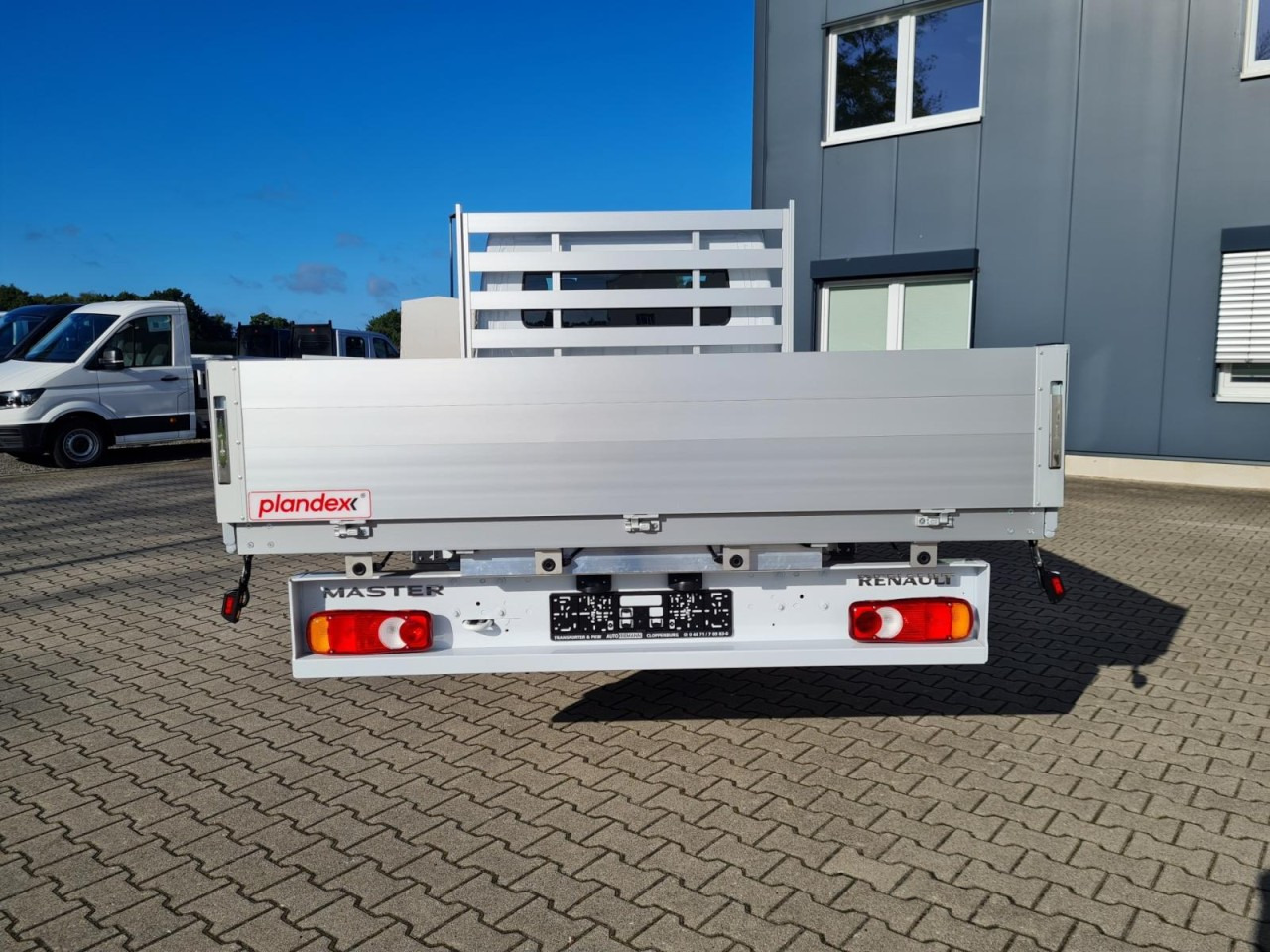 Renault Master New 3.5t Pritsche Doka L3 lang PDC TEMPOMAT - Open body delivery van, Combi van: picture 5 Renault Master New 3.5t Pritsche Doka L3 lang PDC TEMPOMAT - Open body delivery van, Combi van: picture 5