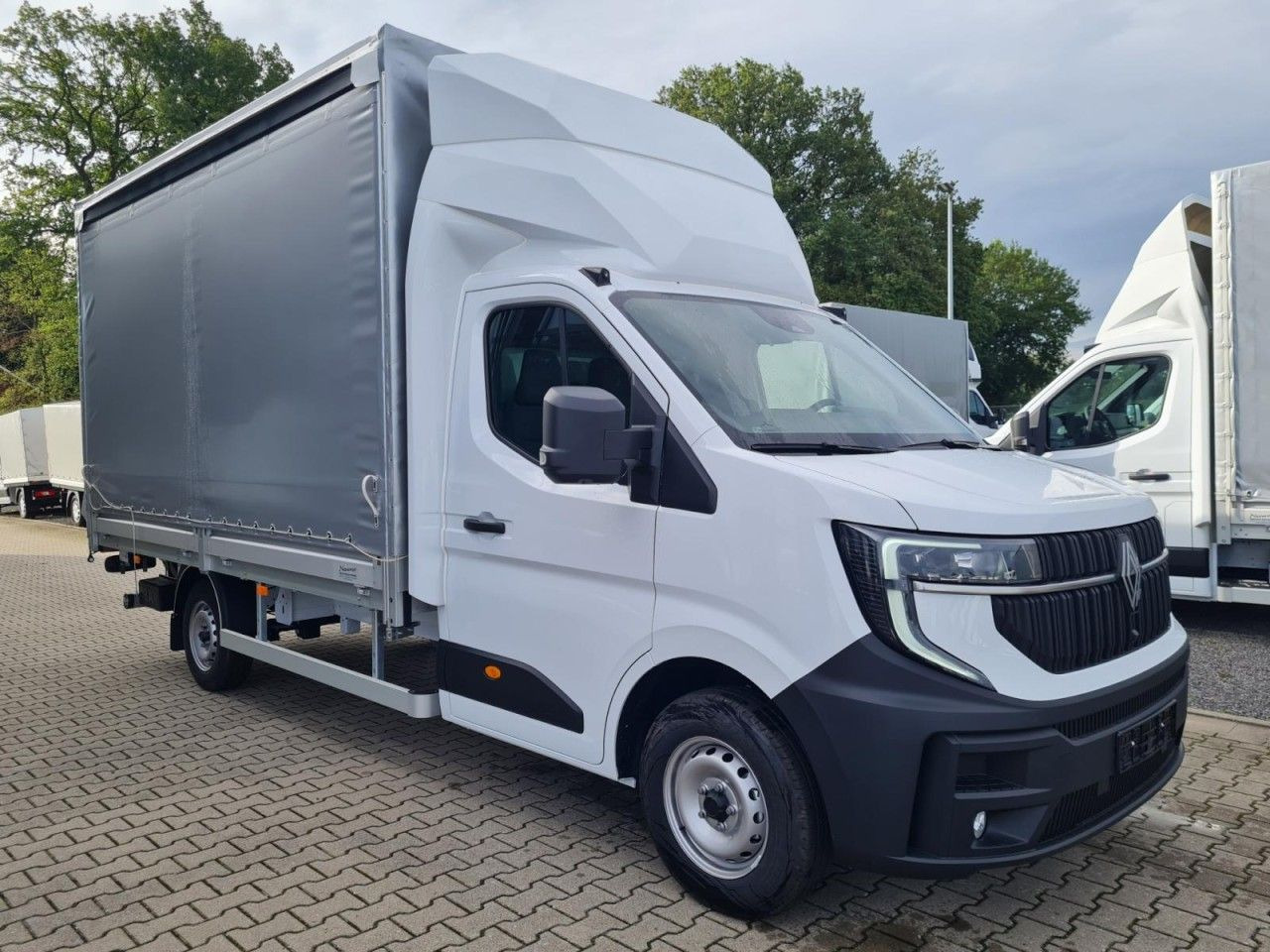 Renault Master Pritsche Schiebe Plane LBW Luftfederung - Curtain side van: picture 3 Renault Master Pritsche Schiebe Plane LBW Luftfederung - Curtain side van: picture 3