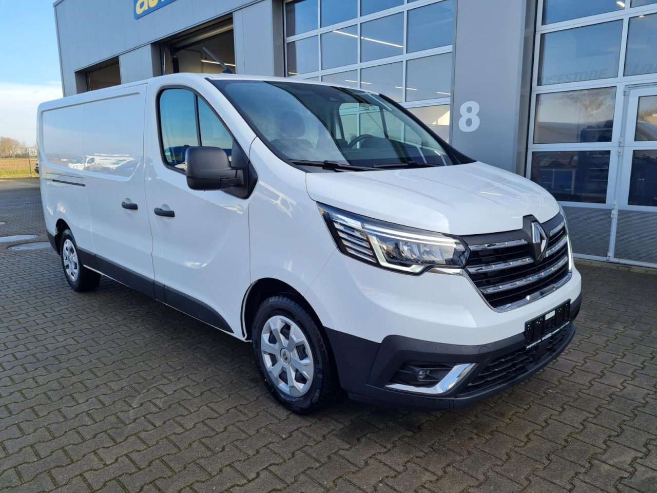 Renault Trafic Kasten dCi 130 L2H1 Komfort AHK LED Allwetter - Small van: picture 3 Renault Trafic Kasten dCi 130 L2H1 Komfort AHK LED Allwetter - Small van: picture 3