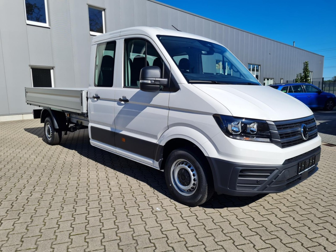 Volkswagen Crafter 35 DOKA 7-Sitze lang L4 KLIMA TEMPOMAT - Open body delivery van, Combi van: picture 3 Volkswagen Crafter 35 DOKA 7-Sitze lang L4 KLIMA TEMPOMAT - Open body delivery van, Combi van: picture 3