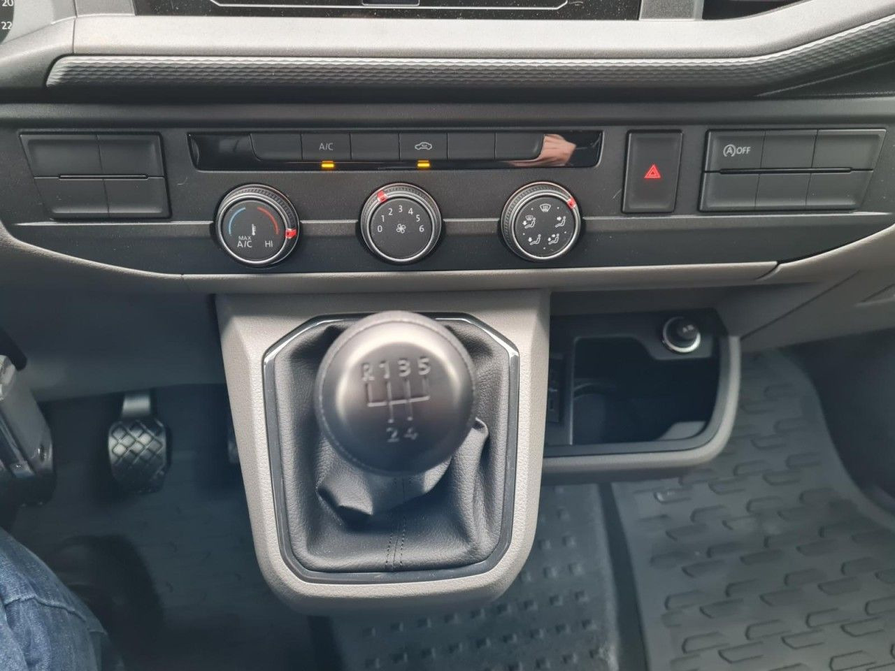 Small van Volkswagen T6.1 Kasten KR Heckklappe KAMERA KLIMA Navi App: picture 22