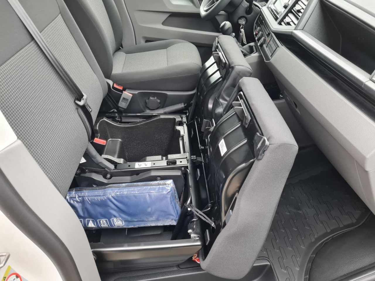 Small van Volkswagen T6.1 Kasten KR Heckklappe KAMERA KLIMA Navi App: picture 16