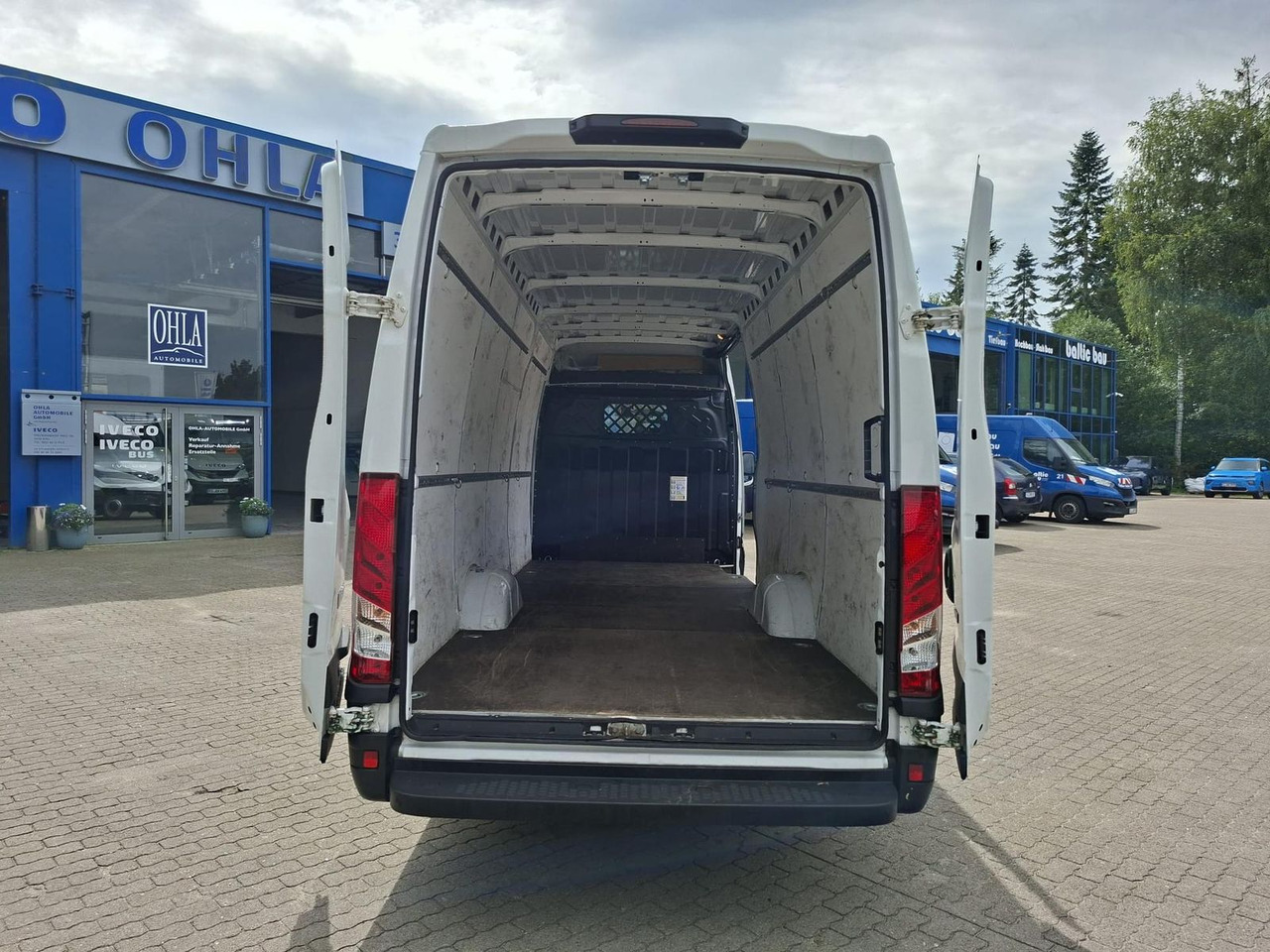 Iveco Daily 35S16A8V KLIMA*RADIO* - Panel van: picture 5 Iveco Daily 35S16A8V KLIMA*RADIO* - Panel van: picture 5
