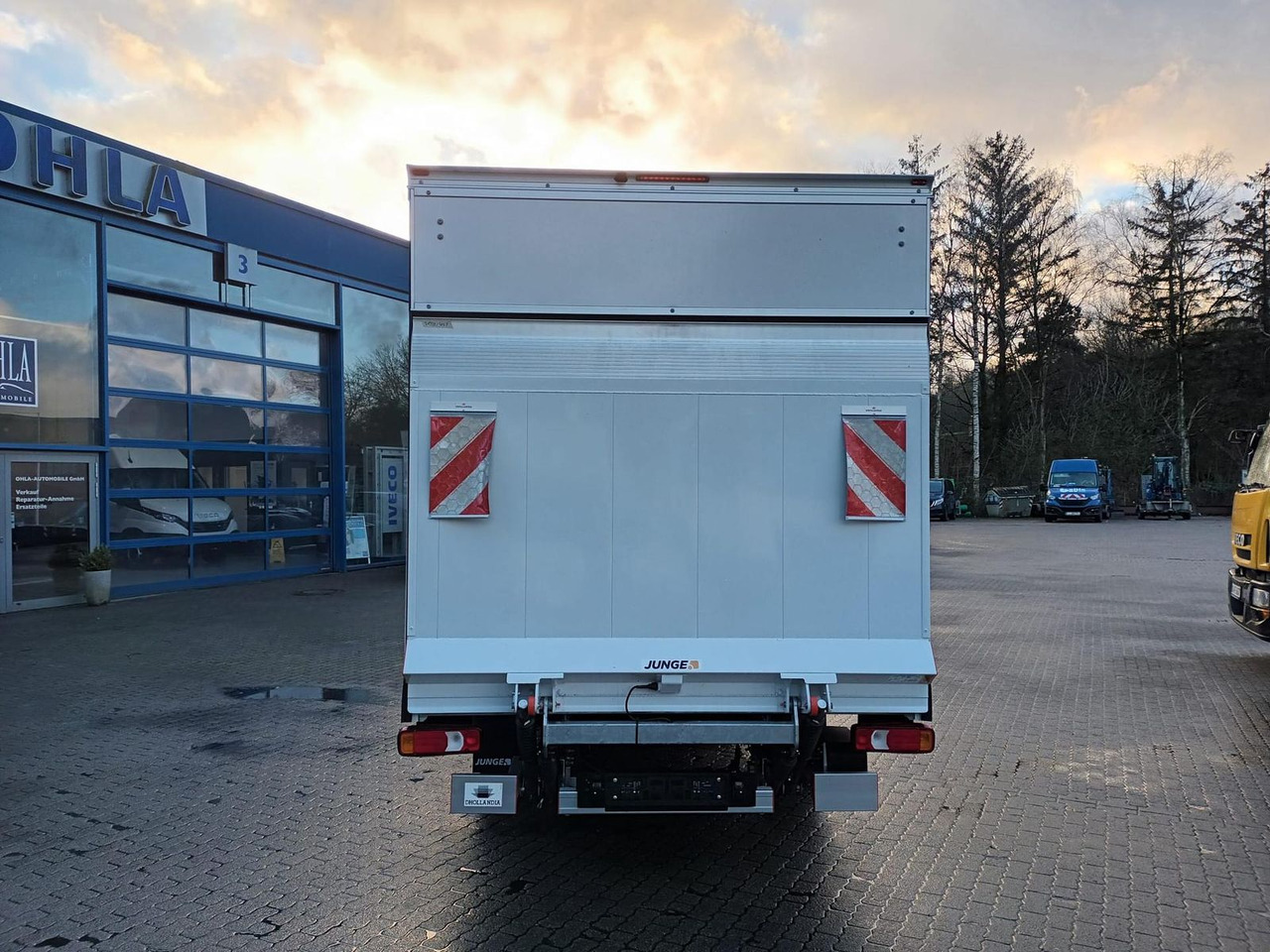 Iveco Daily 35S16HA8 Koffer LBW - ab 0% Finanzieren - Closed box van: picture 3 Iveco Daily 35S16HA8 Koffer LBW - ab 0% Finanzieren - Closed box van: picture 3