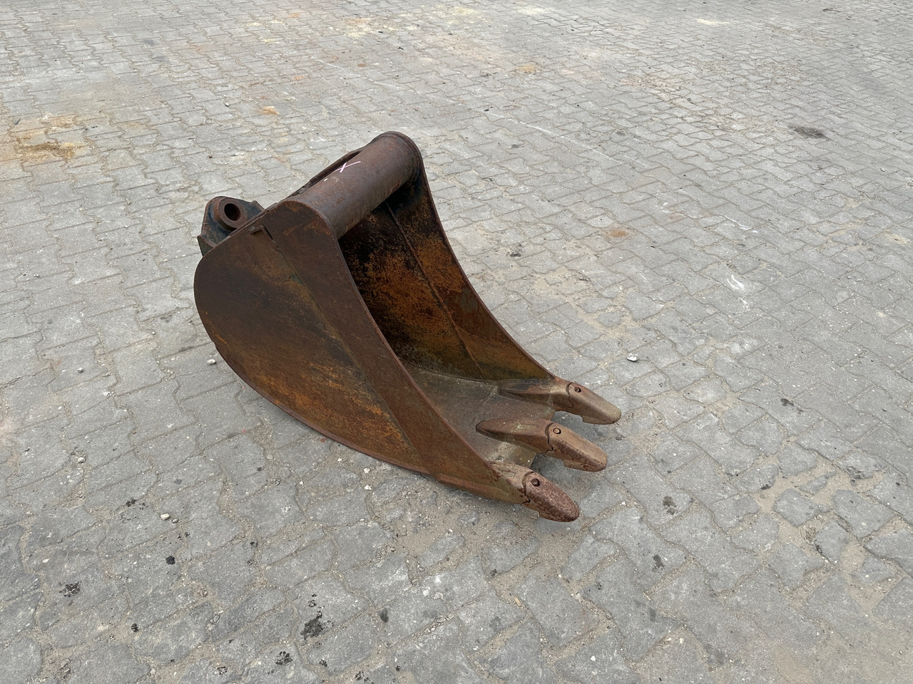Baggerlöffel Mantovanibenne 40 cm - Excavator bucket for Construction machinery: picture 2 Baggerlöffel Mantovanibenne 40 cm - Excavator bucket for Construction machinery: picture 2