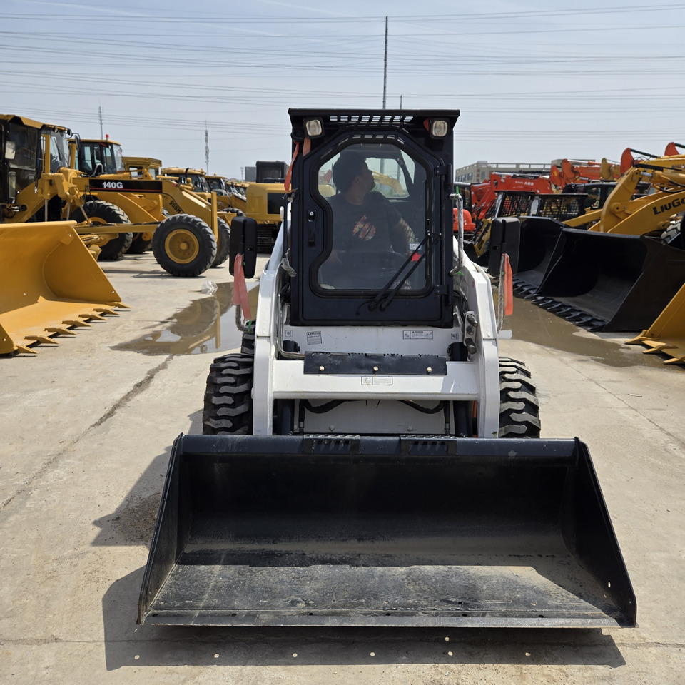 Bobcat S16 - Skid steer loader: picture 5 Bobcat S16 - Skid steer loader: picture 5