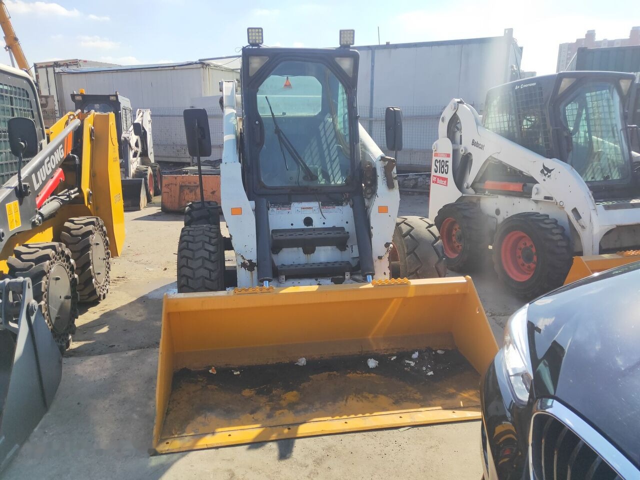 Bobcat S300 - Skid steer loader: picture 1 Bobcat S300 - Skid steer loader: picture 1