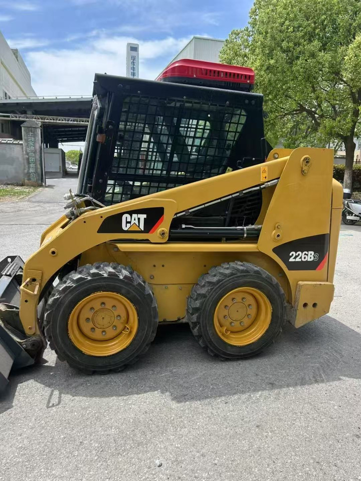 CATERPILLAR 226B - Skid steer loader: picture 1 CATERPILLAR 226B - Skid steer loader: picture 1