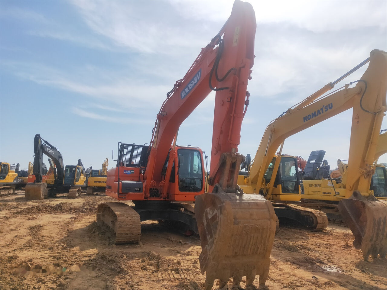 Doosan DX225LC - Crawler excavator: picture 5 Doosan DX225LC - Crawler excavator: picture 5
