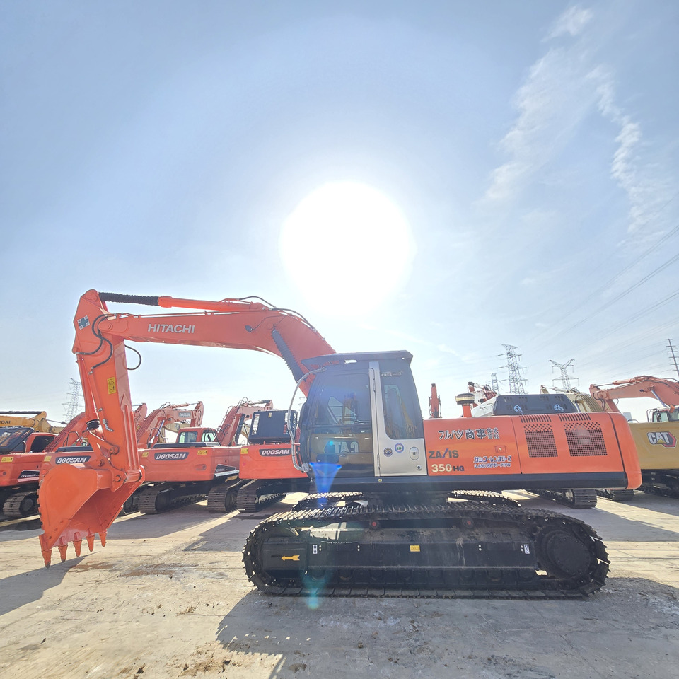 HITACHI ZX350 - Excavator: picture 1 HITACHI ZX350 - Excavator: picture 1
