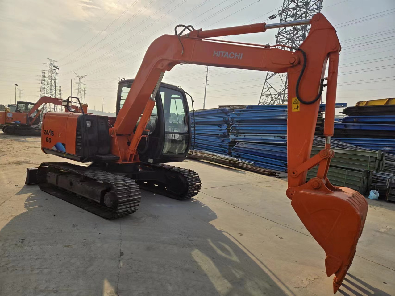 HITACHI ZX60 - Mini excavator: picture 2 HITACHI ZX60 - Mini excavator: picture 2