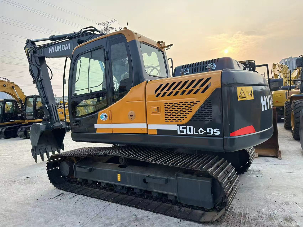 HYUNDAI R150LC-9S - Excavator: picture 1 HYUNDAI R150LC-9S - Excavator: picture 1