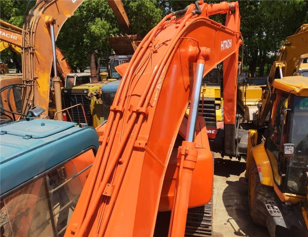 Hitachi EX 200 - Crawler excavator: picture 5 Hitachi EX 200 - Crawler excavator: picture 5