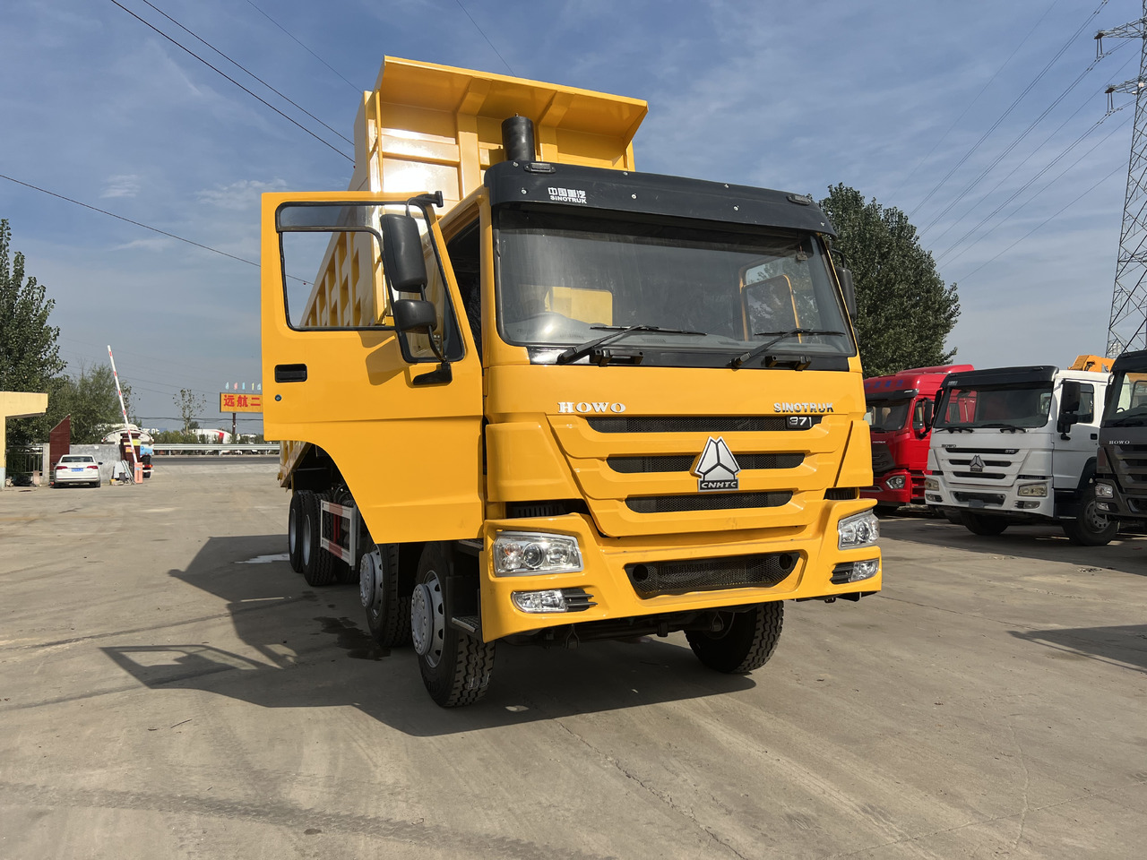 SINOTRUK HOWO 8*4 RHD - Tipper: picture 4 SINOTRUK HOWO 8*4 RHD - Tipper: picture 4