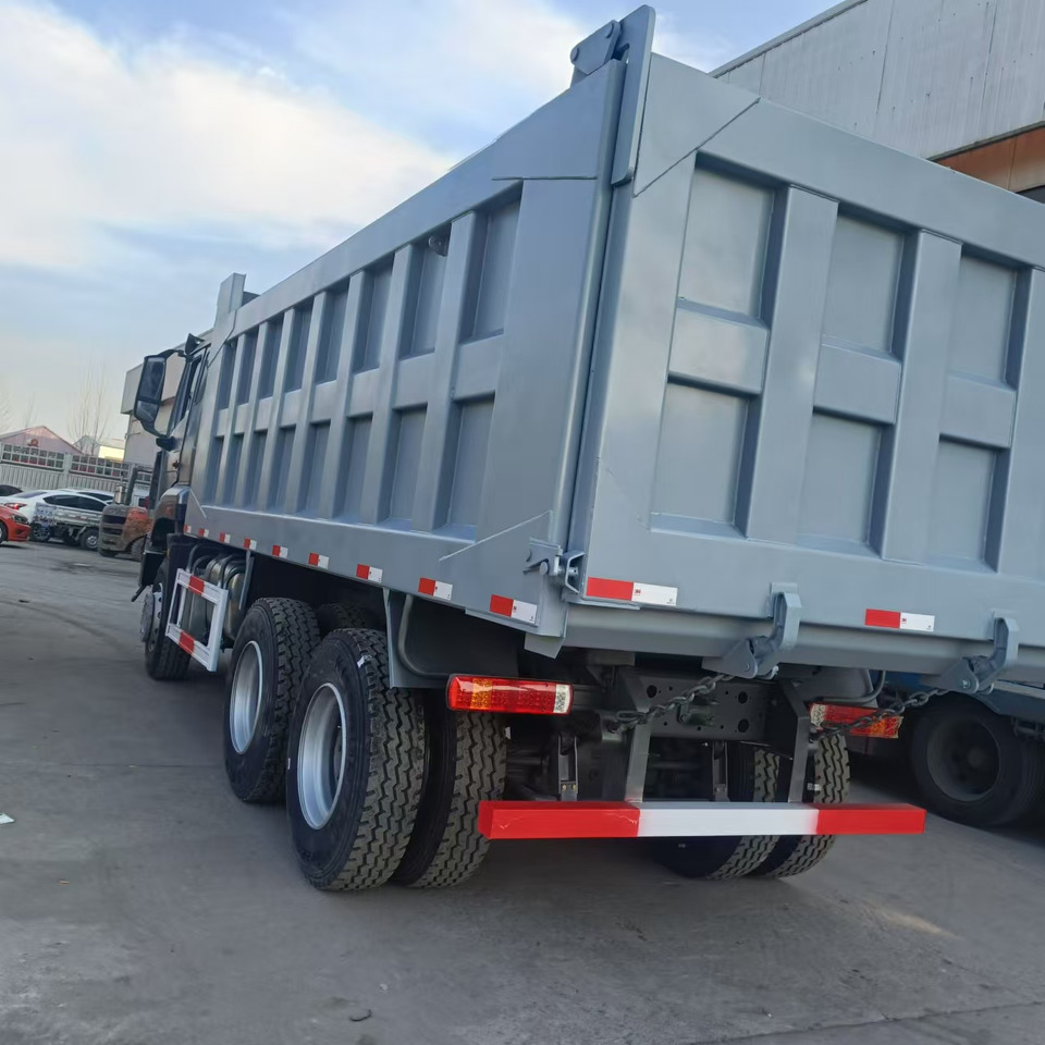 Sinotruk HOHAN 6*4 Dump truck - Tipper: picture 5 Sinotruk HOHAN 6*4 Dump truck - Tipper: picture 5