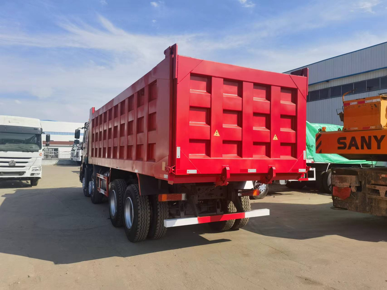 Tipper Sinotruk HOWO 371 8*4 Dump truck: picture 7