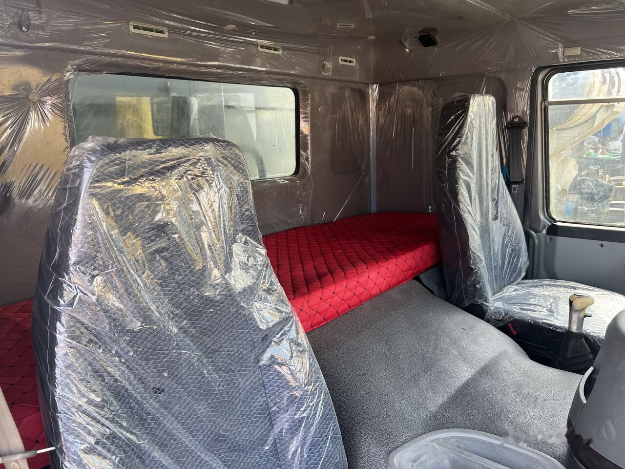 Sinotruk HOWO 375 6*4 Dump truck - Tipper: picture 3 Sinotruk HOWO 375 6*4 Dump truck - Tipper: picture 3