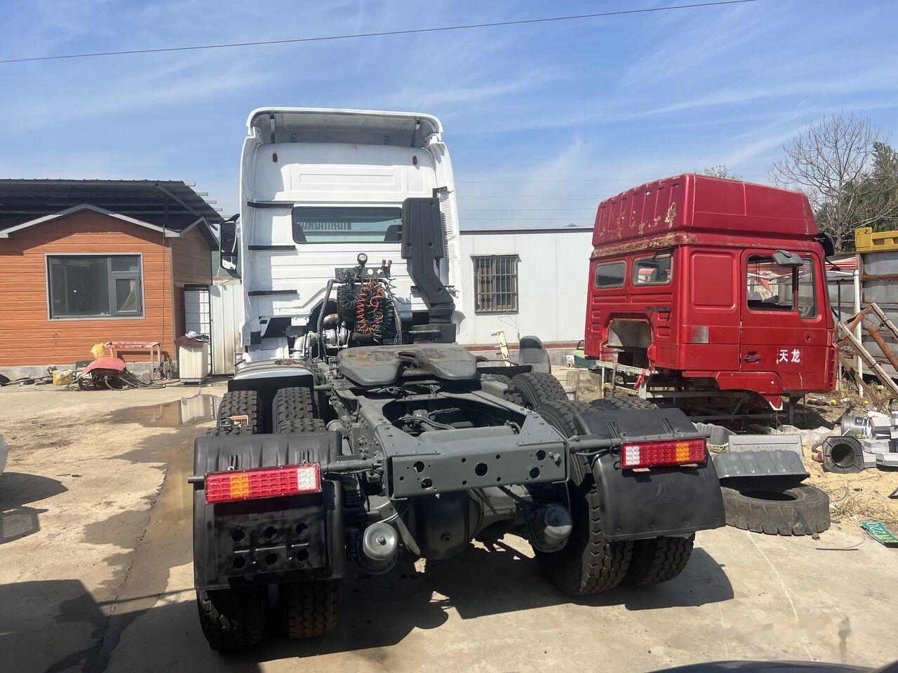 Howo 6x4 - Tractor unit: picture 3 Howo 6x4 - Tractor unit: picture 3