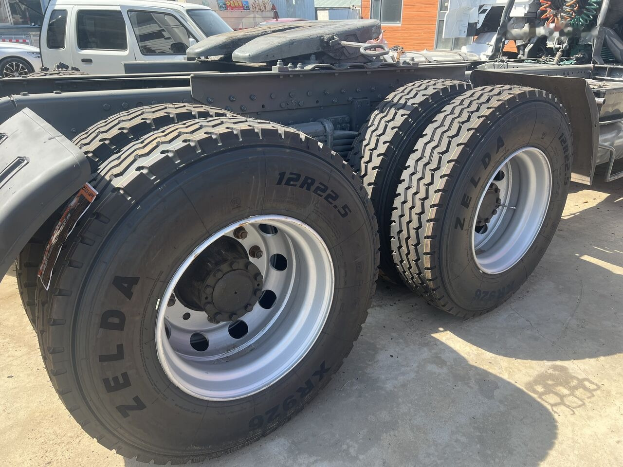 Howo 6x4 - Tractor unit: picture 5 Howo 6x4 - Tractor unit: picture 5