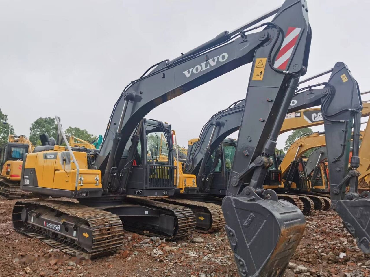 Volvo EC140DL - Crawler excavator: picture 1 Volvo EC140DL - Crawler excavator: picture 1