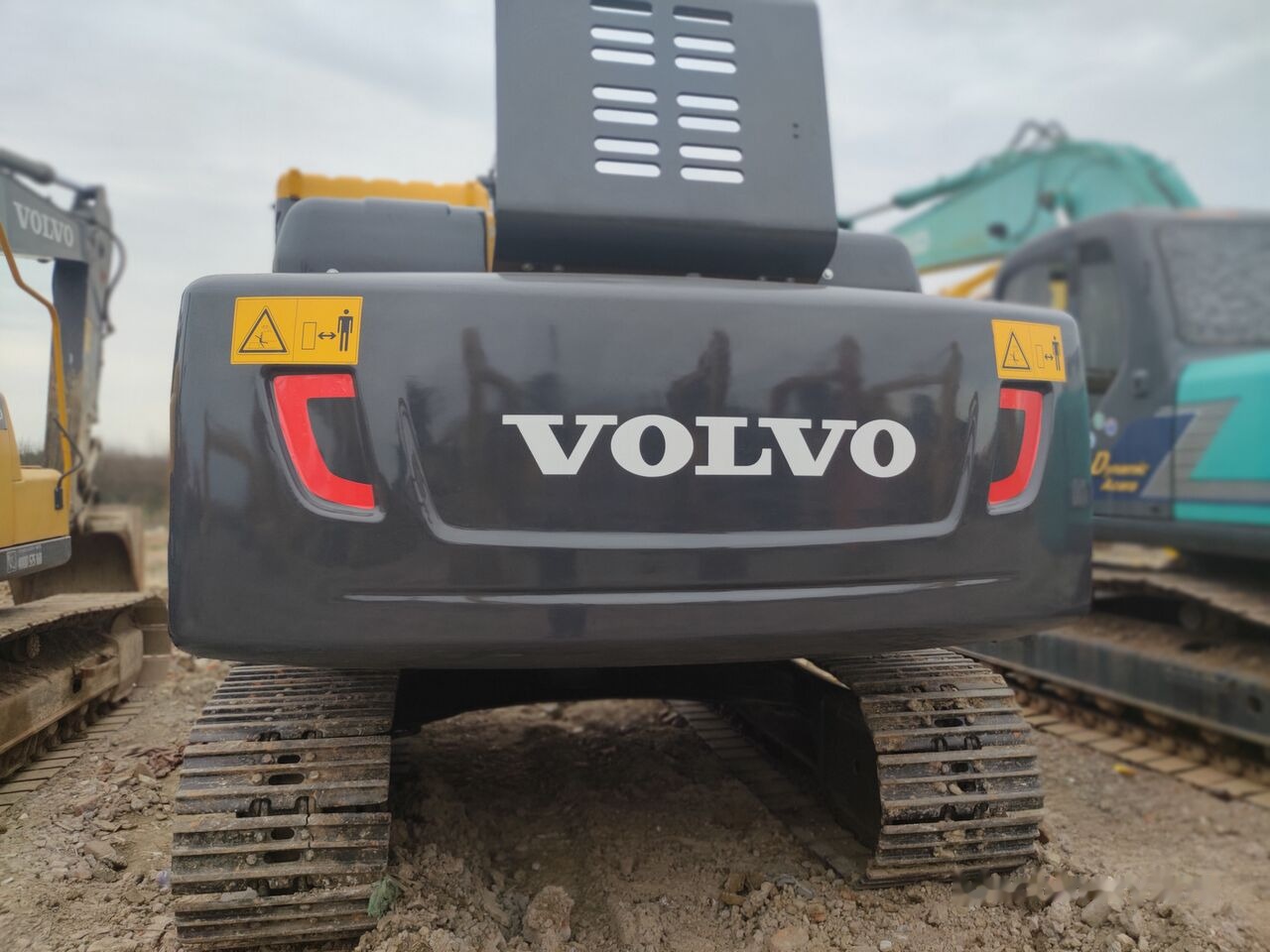 Volvo EC210B - Crawler excavator: picture 3 Volvo EC210B - Crawler excavator: picture 3
