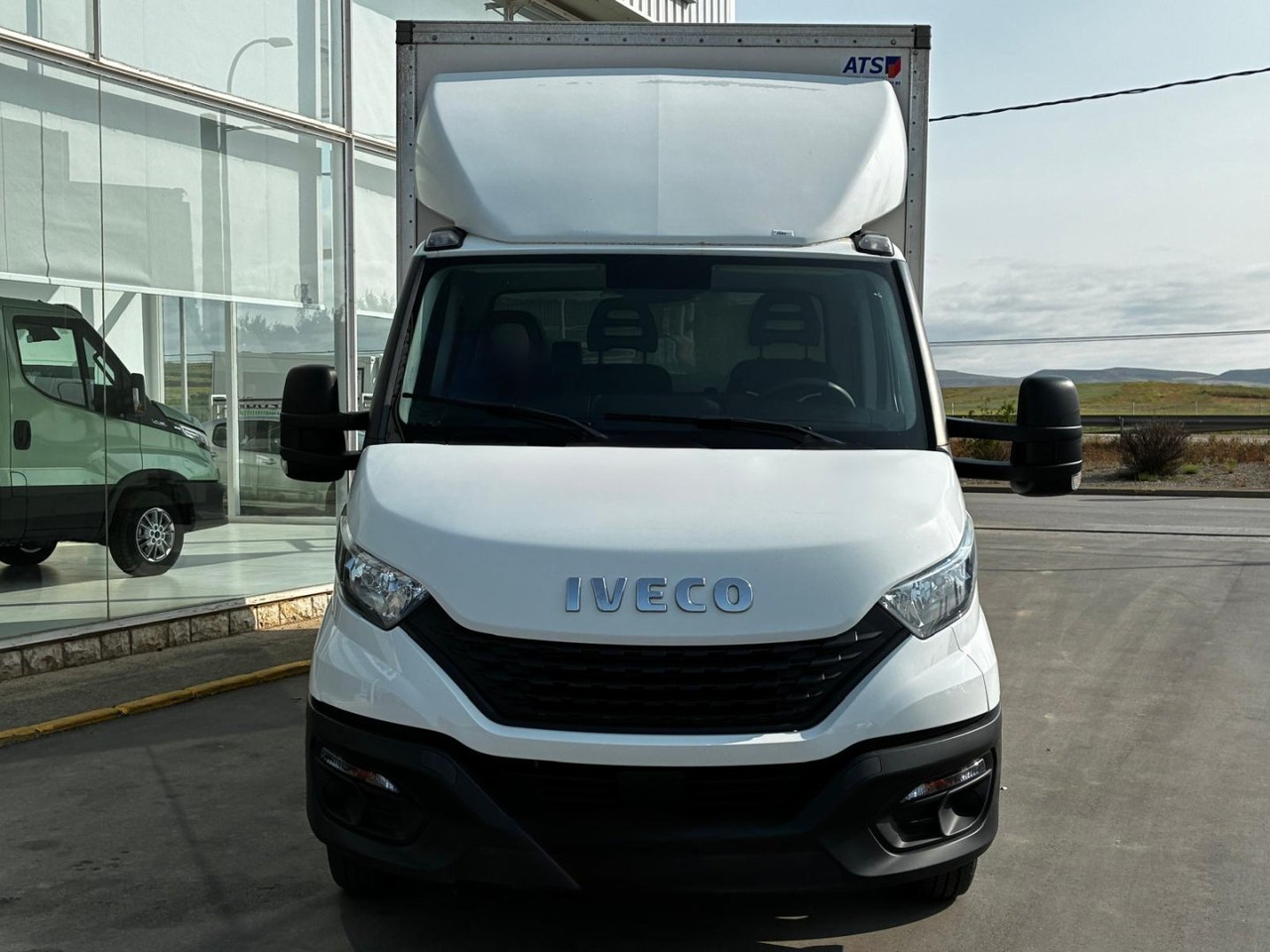 Caja cerrada IVECO 35C16 20m3 - Closed box van: picture 2 Caja cerrada IVECO 35C16 20m3 - Closed box van: picture 2