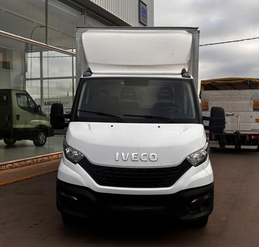 Caja cerrada con plataforma elevadora IVECO 35C16 3.0 20m3 - Closed box van: picture 2 Caja cerrada con plataforma elevadora IVECO 35C16 3.0 20m3 - Closed box van: picture 2