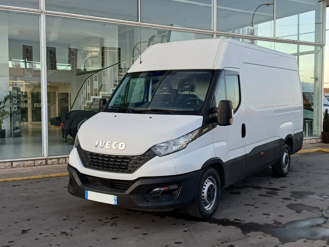 Furgón IVECO 35S14 12m3 - Panel van: picture 1 Furgón IVECO 35S14 12m3 - Panel van: picture 1